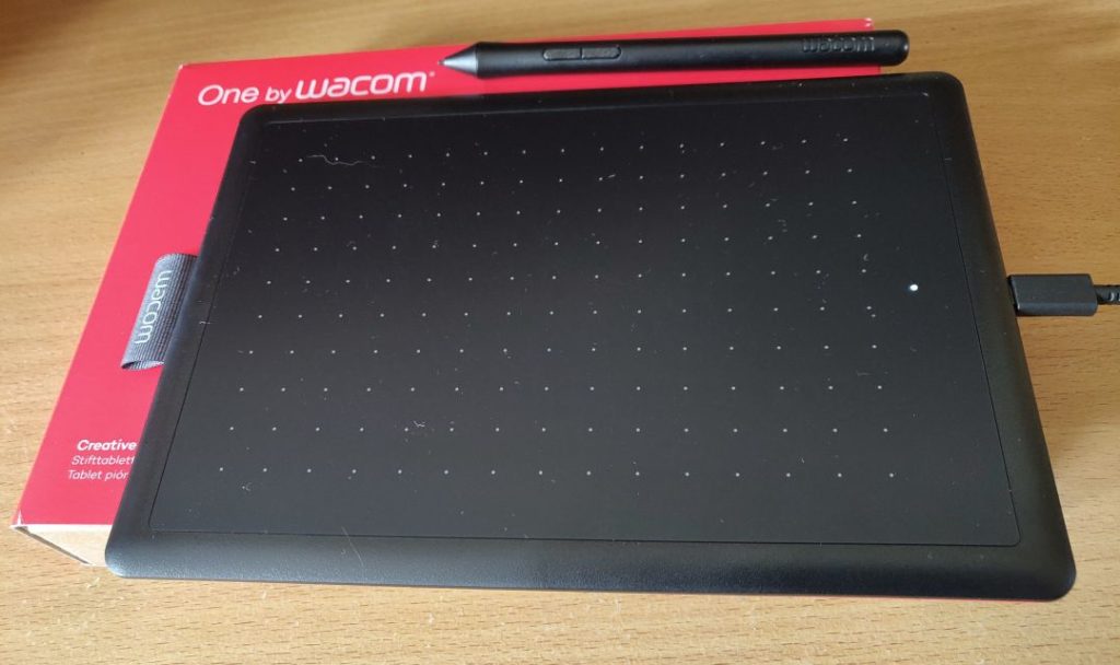 The One by Wacom Drawing Tablet | LonM's Blog