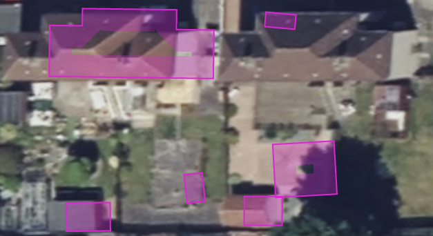 aerial imagery with buildings where borders are too small, badly oriented, and some borders around land where buildings don't exist